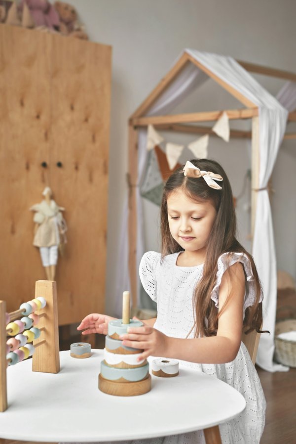 Jouets en bois : offrez un chariot de marche authentique et écologique à votre enfant