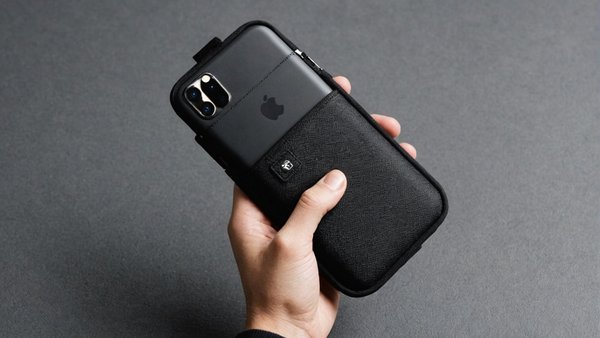 Pochette téléphone : la touche style et protection pour tous